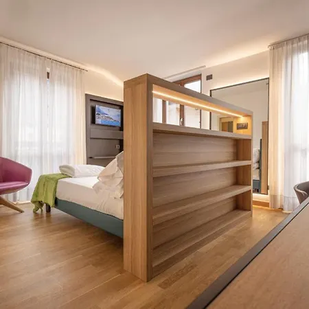 Di Garda Готель 3*