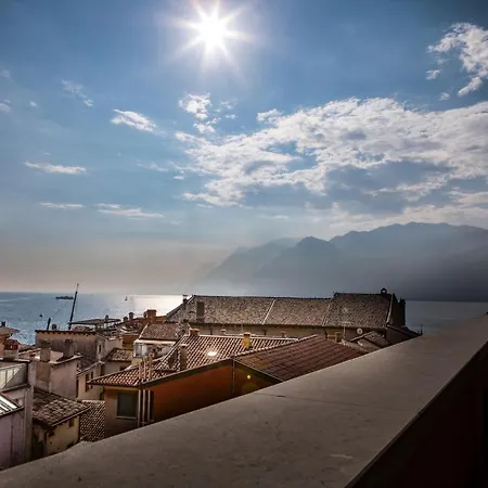 Готель Di Garda 3*