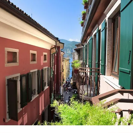 Готель Di Garda 3*